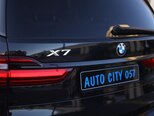 BMW X7-7