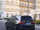 BMW X7-8