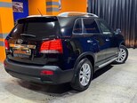 Kia Sorento-11