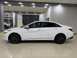 Hyundai Elantra-10