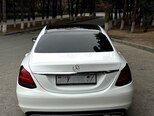 Mercedes C 200 d-5