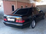 Mercedes E 240-13