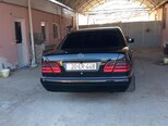 Mercedes E 240-14