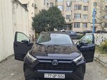 Toyota RAV4-12