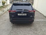 Toyota RAV4-9