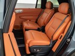 Lynk & Co 900-9