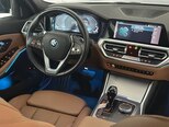 BMW 330e-10