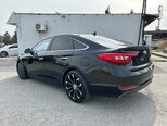 Hyundai Sonata-12