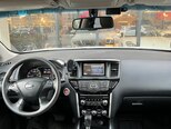 Nissan Pathfinder-7