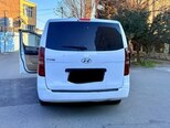 Hyundai H-1-7