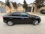 Kia Cerato-5