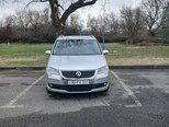Volkswagen Touran-1