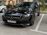 Mercedes E 220 d-3