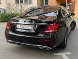 Mercedes E 220 d-5