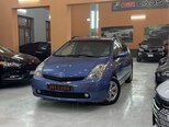 Toyota Prius-8