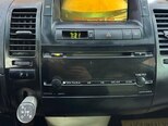 Toyota Prius-13