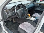 Mercedes E 320-6
