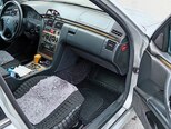 Mercedes E 320-5