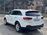 Kia Sorento-8