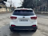 Kia Sorento-9