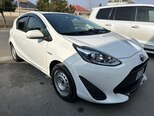Toyota Aqua-2