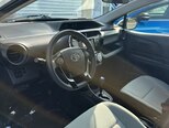 Toyota Aqua-8