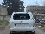 Toyota Land Cruiser Prado-4