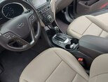 Hyundai Santa Fe-13