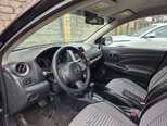 Nissan Versa-6