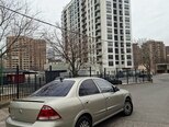 Nissan Sunny-5