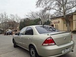 Nissan Sunny-6