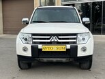 Mitsubishi Pajero-8