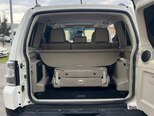 Mitsubishi Pajero-12