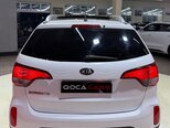 Kia Sorento-11