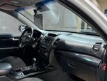 Kia Sorento-14
