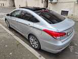 Hyundai i40-4