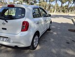 Nissan March-9