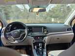 Hyundai Elantra-3