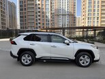 Toyota RAV4-3