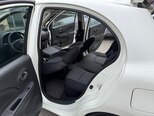 Nissan March-13