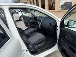 Nissan March-14
