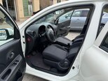 Nissan March-16