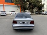 BMW 520-5