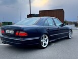 Mercedes E 240-3