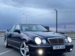 Mercedes E 240-12