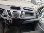 Ford Transit-13