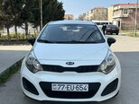 Kia Rio-1