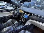 Cadillac XTS-10