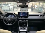 Toyota RAV4-12