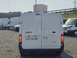 Ford Transit-6